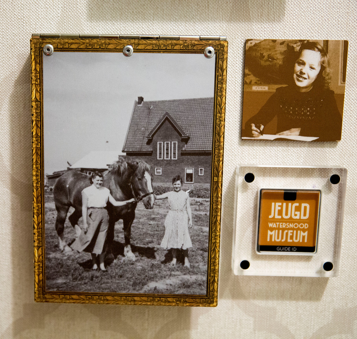 Oude foto’s in het museum. Beeld Arie Kievit