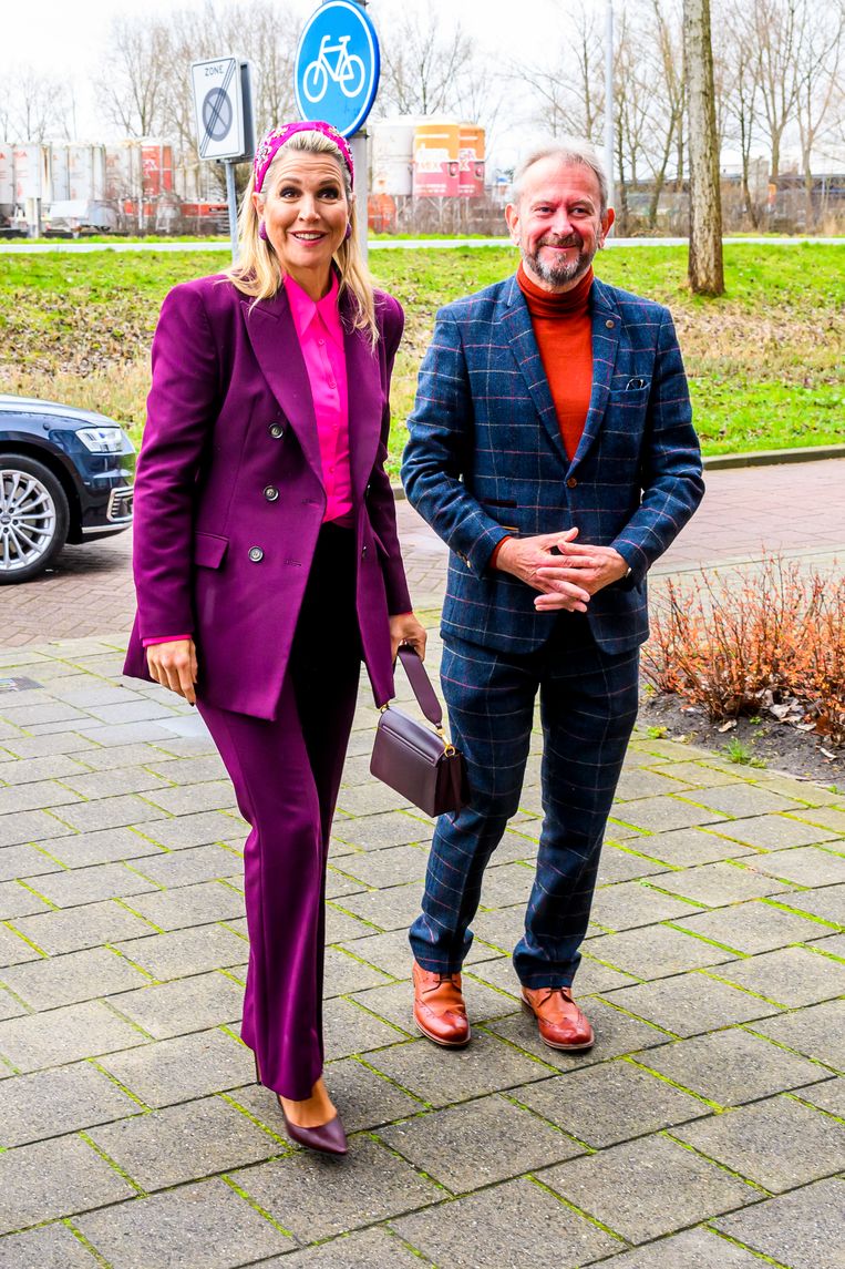 Koningin Máxima bracht vanochtend een bezoek aan de leerlingen van De Goudse Waarden.  Beeld Brunopress/Patrick van Emst