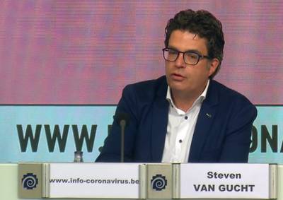 Steven Van Gucht heeft enkel goed nieuws: “Daling volgt meest optimistische voorspelling”