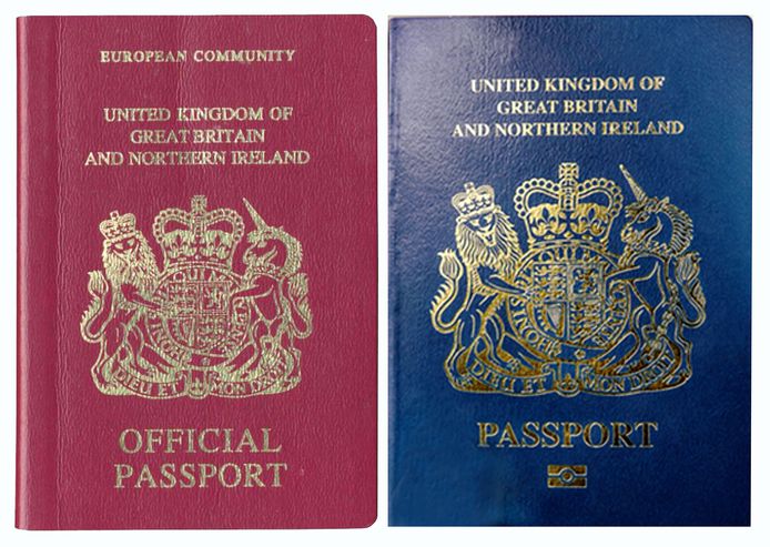 Het paspoort van Britse burgers zal vanaf maart weer blauw zijn als gevolg van de brexit.
