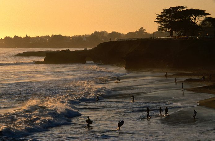 Santa Cruz, en California, est réputé pour ses vagues