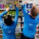 Lianne werkt precies 25 jaar voor Albert Heijn, en dat viert ze al stakend