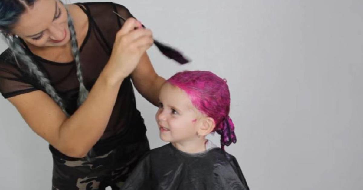 Elle Teint Les Cheveux De Sa Fille De Deux Ans En Rose Tendances 7sur7 Be