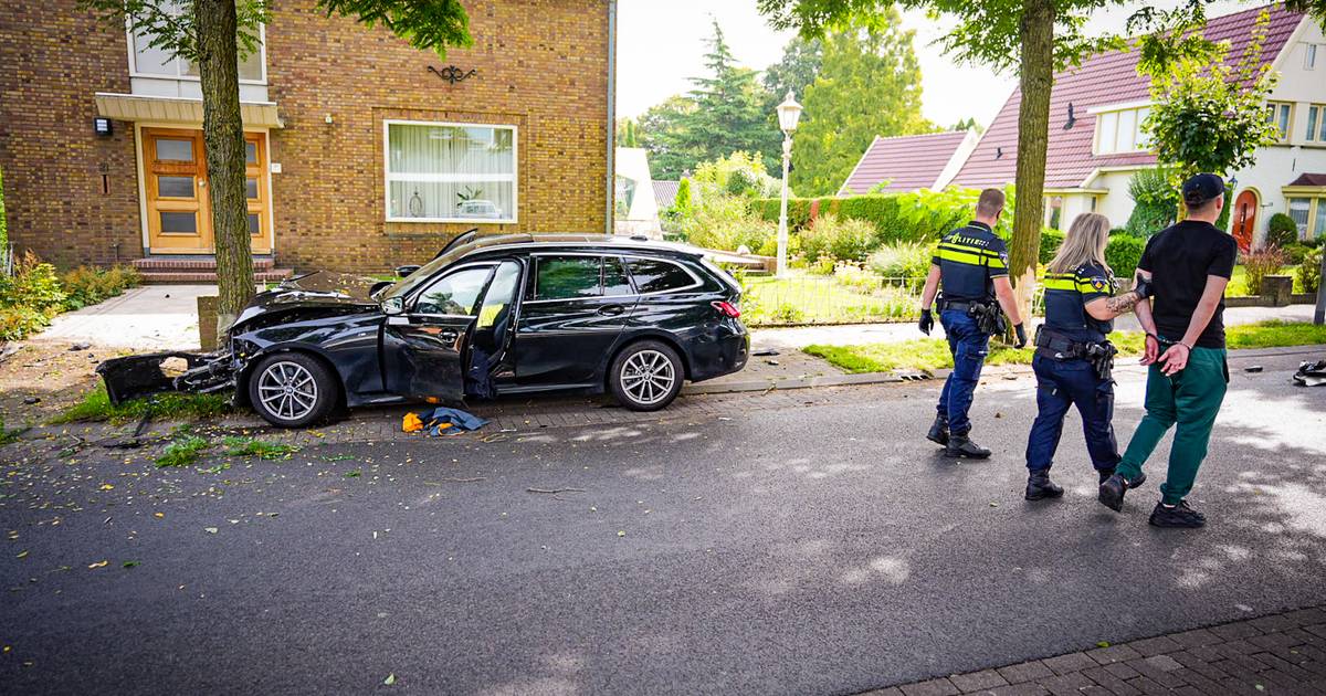 Omgekomen motorrijder mogelijk van achteren aangereden door BMW die met hoge snelheid van ’s-Heerenberg kwam.