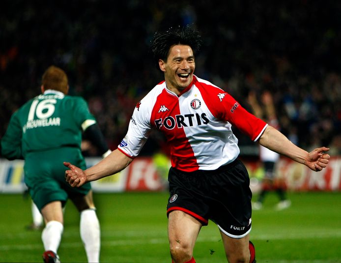 Mols in het shirt van Feyenoord.