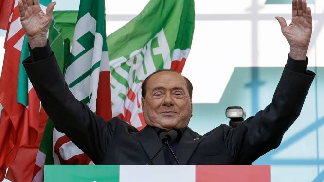 85-jarige Berlusconi wéér presidentskandidaat in Italië: ‘Hij is een doodlopende straat’