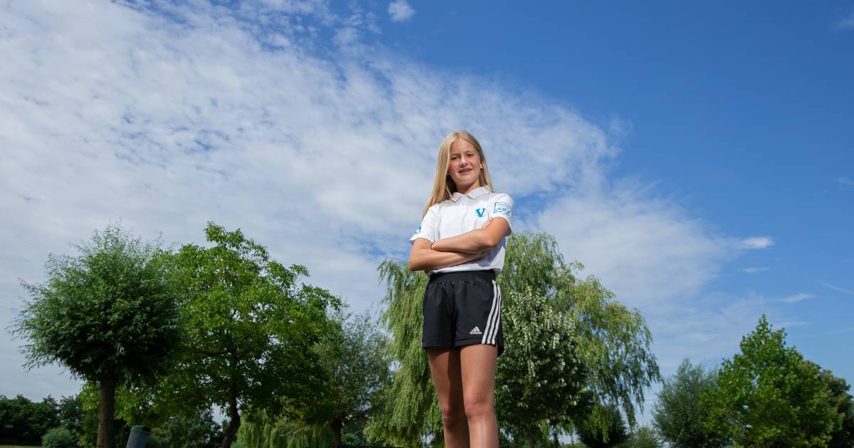 Met schone sokken, water en een broodje kroket na afloop gaat Fabienne (12) haar eerste vierdaagse t