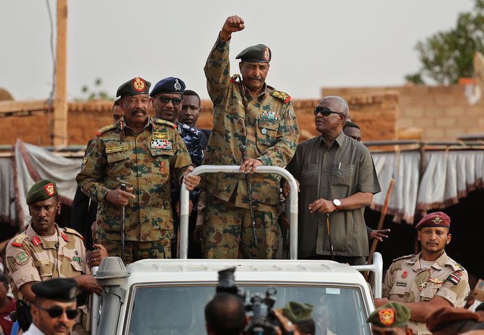 De Soedanese legerleider generaal Abdel-Fattah Burhan in Omdurman, ten westen van de hoofdstad Khartoum.