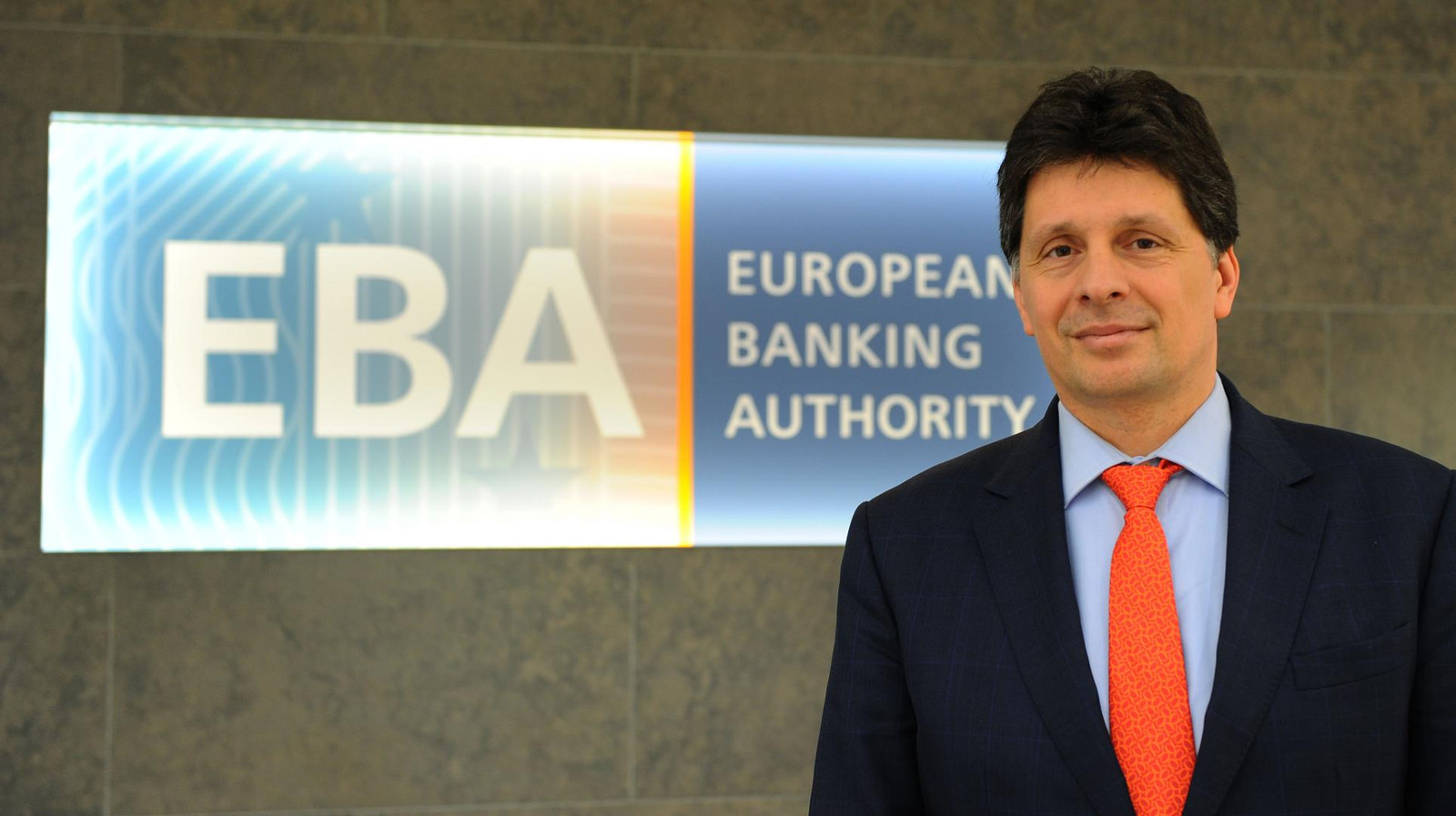 Authority banking. The European Banking Authority (EBA). Председатель EBA.