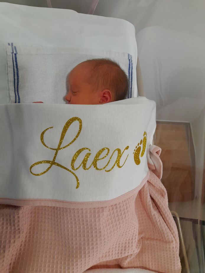 Baby Laex maakt het gezin van Gwenny en Marino uit Staden compleet.