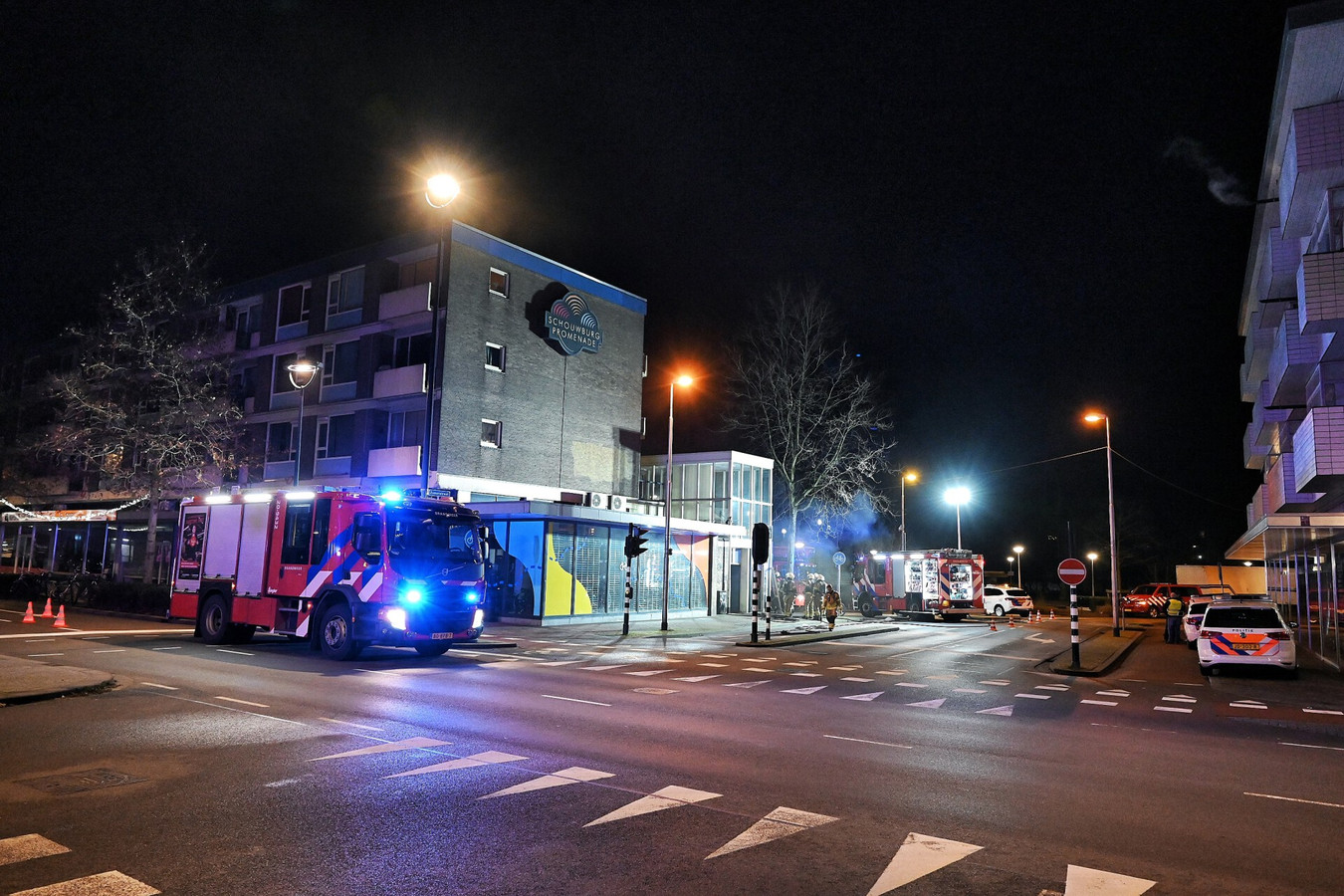 De brand woedde in een fietsenwinkel aan de Schouwburgring.