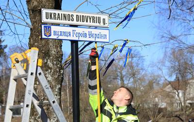Nieuw adres Russische ambassade Litouwen: Oekraïense Heldenstraat