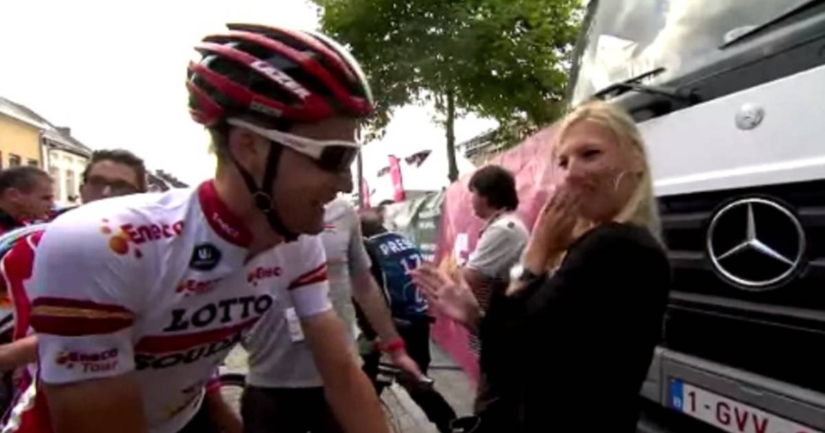 Vriendin Wellens Beklaagt Zich Deze Kus Vrijwel Meteen Time Out Hln Be