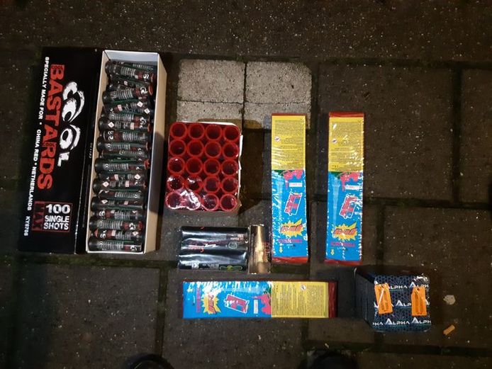 Het illegale vuurwerk.