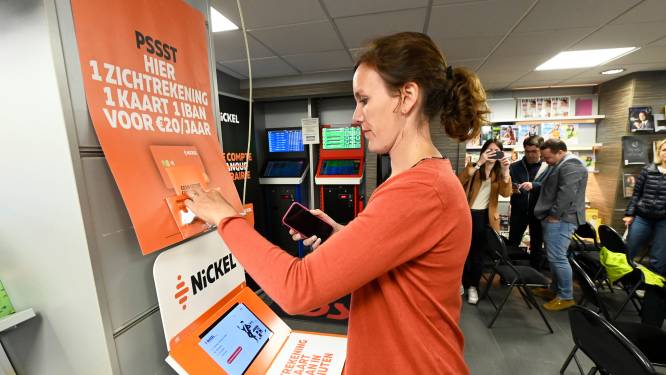 Nergens een bankautomaat te bespeuren? Met dit opkomende systeem haal je makkelijk cash af in een buurtwinkel