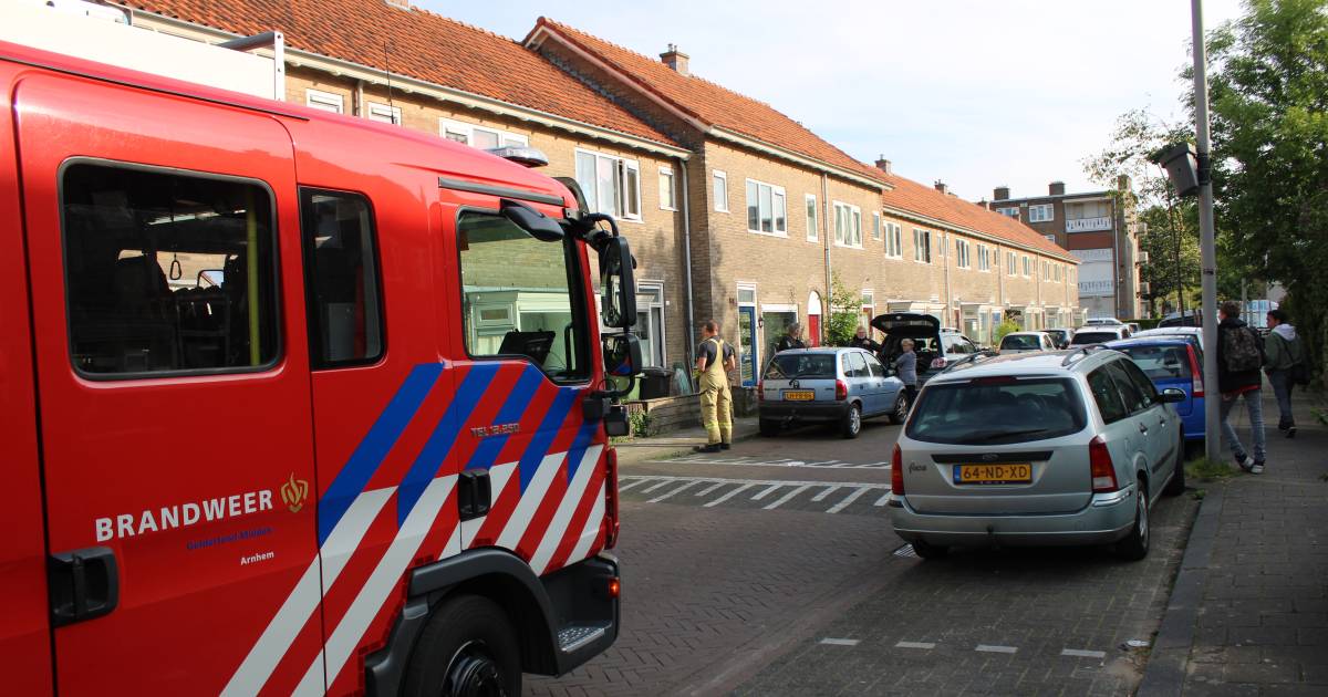 Buurtbewoners bezorgd, brandweer rukt uit voor ‘vreemde lucht’