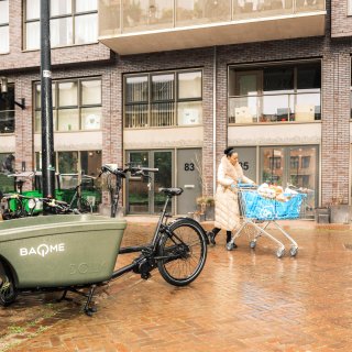 Amsterdam clears path for shared cargo bikes as city lifts restrictions