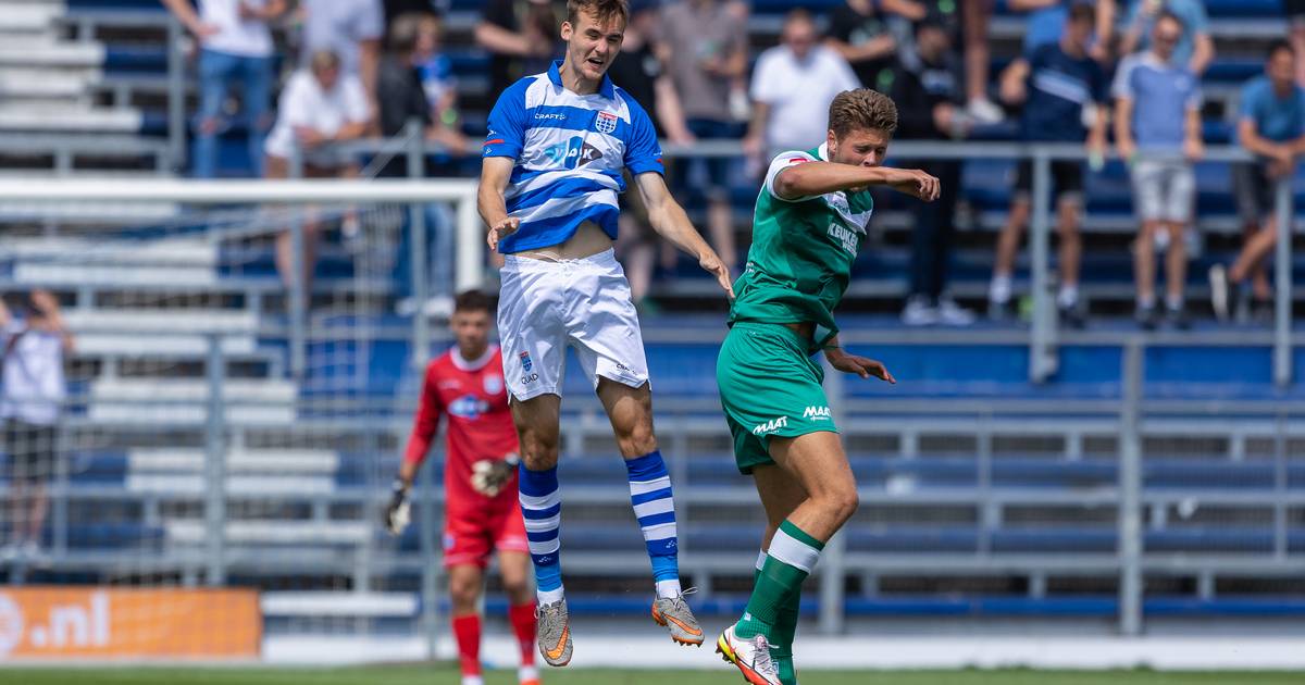 PEC Zwolle verslaat FC Dordrecht in laatste wedstrijd voor begin
