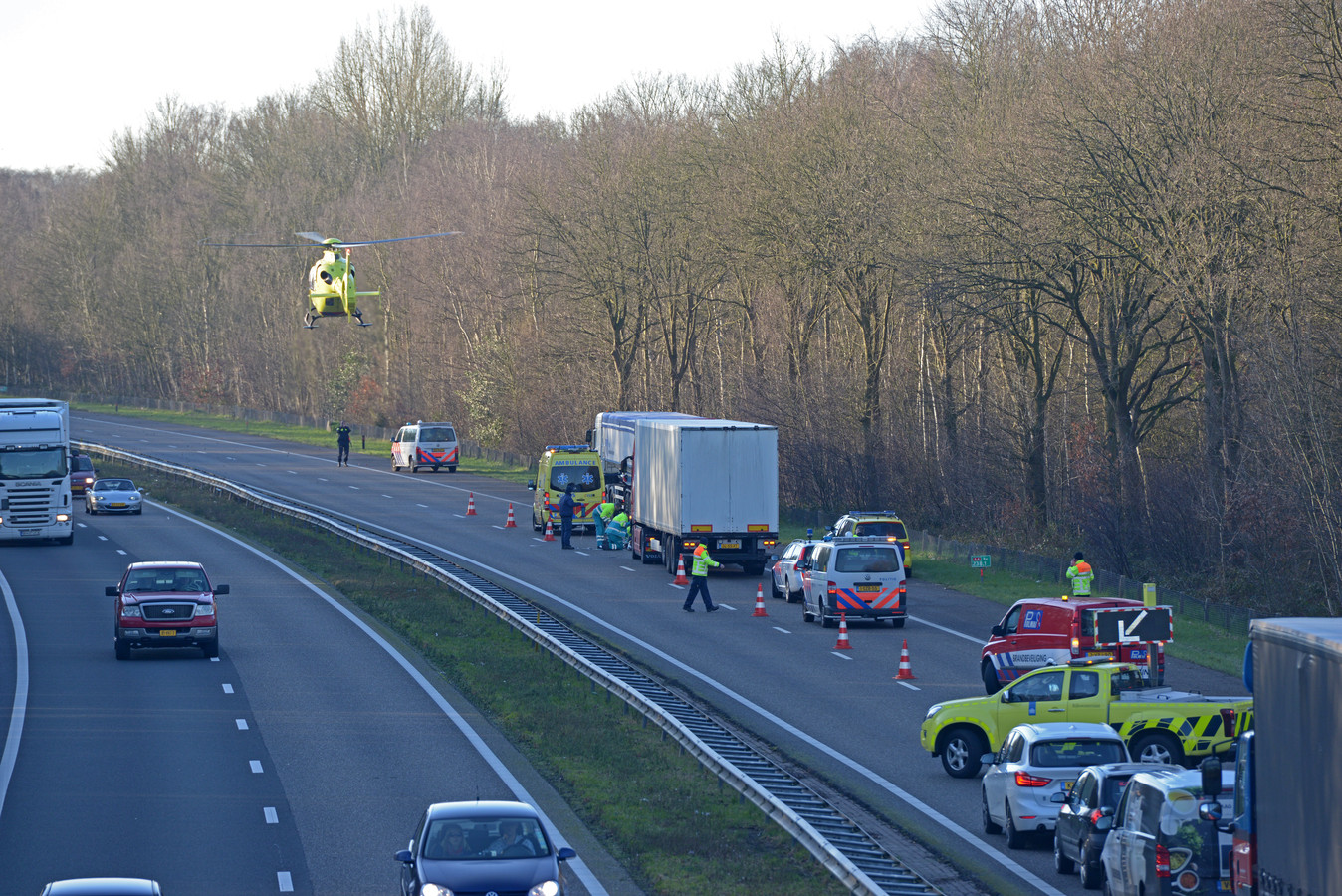 Ernstig Ongeluk Op A4 Bij Bergen Op Zoom Snelweg Naar Vlissingen Uren Dicht Foto Pzc Nl