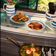 Deze crumble, salade en kedgeree maakt u eenvoudig op de camping