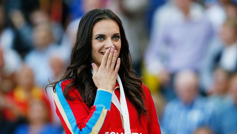 Yelena Isinbayeva pakte brons in het polsstokspringen op de Olympische Spelen in Londen. Beeld EPA