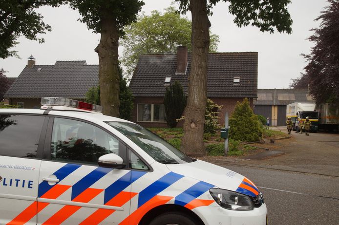 Tóch brand in schoorsteen na schoonvegen in Drunen.