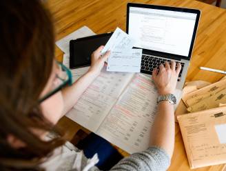 Nieuwe belastingaangifte klokt af op record van 843 codes