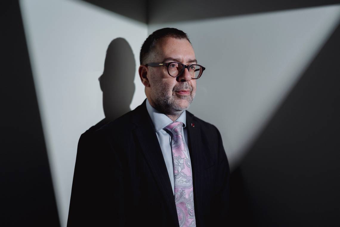 Politicoloog en defensie-expert Sven Biscop: ‘De moeder van mijn man weet niet dat we getrouwd zijn’