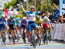 Fabio Jakobsen met overmacht de snelste in openingsrit Ronde van Turkije: ‘Blij om weer terug te zijn’