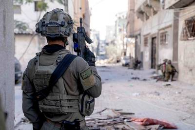 LIVE: l’armée israélienne tue trois otages “par erreur” à Gaza
