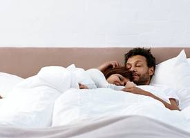 4 tips om heerlijk te slapen, óók naast een geliefde