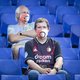 Juichverbod, mondkapjes op, ritmisch geklap: De eerste echte test voor het voetbal in coronatijd is geslaagd