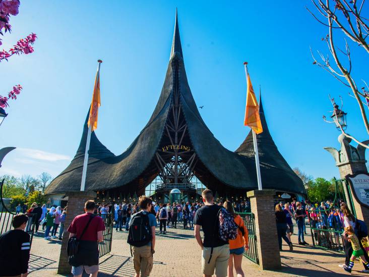 Efteling wil proef met zelfrijdende shuttlebus rond het park: ‘Misschien met Holle Bolle Gijs achter het stuur’