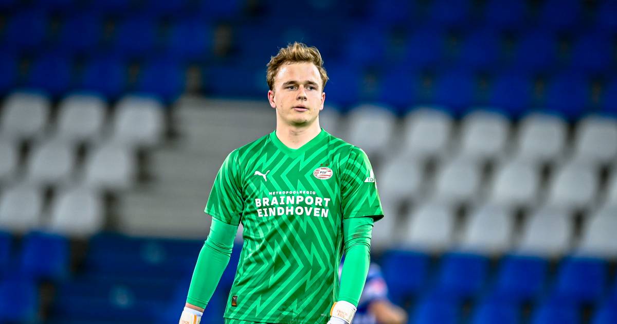 PSV wil door met keeper Schiks, die gestaag doorgroeit: ‘Kan hier best ...