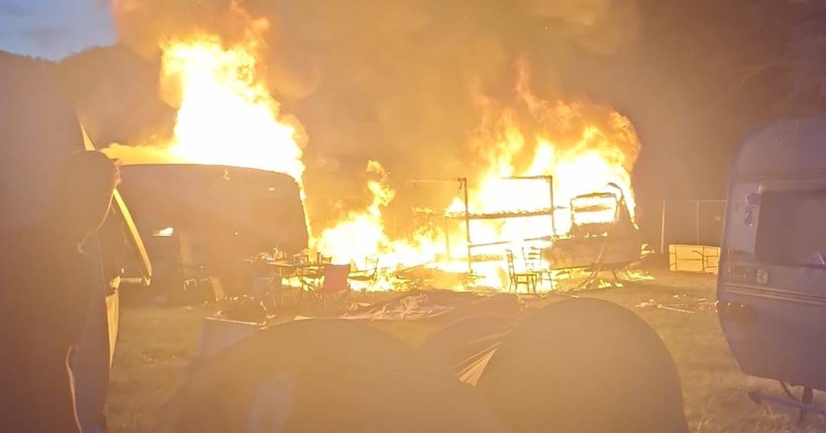 Meerdere caravans in brand op camping Zwarte Cross