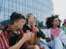 Hartkloppingen door energiedrankjes: ‘Jongeren durven het niet tegen vrienden te zeggen’