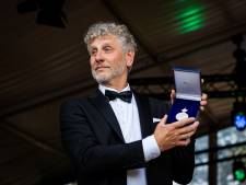 Vlak voor Harmonie Caecilia begint aan showconcert, heeft burgemeester grote verrassing in petto