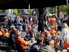 Glunderende gezichten in Budel: ‘De mensen zijn blij dat ze weer mogen’