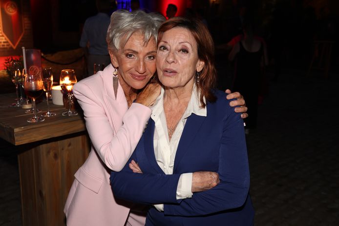 Martine Junquere and Liliane Saint-Pierre.