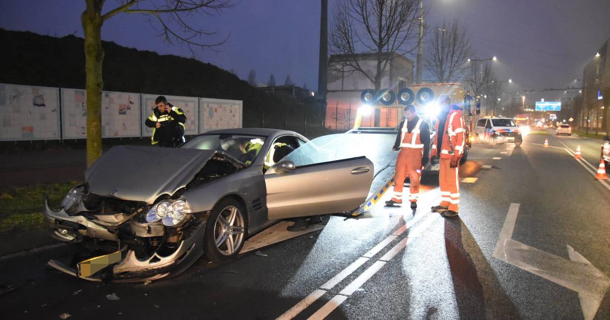 Recherche spoort auto op die mogelijk betrokken was bij dodelijk ongeluk op t Goyplein in Utrecht.