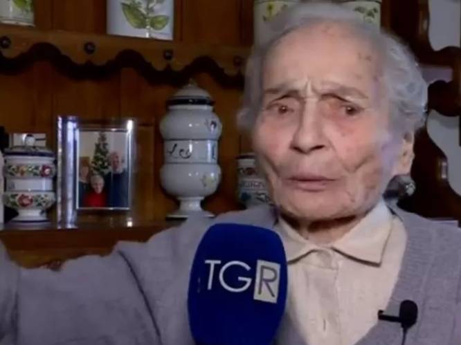 Une Italienne de 103 ans surprise au volant en pleine nuit sans permis: “Elle allait rejoindre des amis”