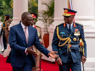Un hélicoptère s’écrase au Kenya: le chef des armées et neuf responsables militaires tués
