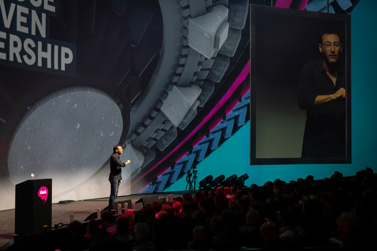 Businessgoeroe Simon Sinek: 'Er is niet zoiets als winnen in een huwelijk'