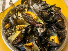 
In dit restaurant zitten grote eters gebeiteld
