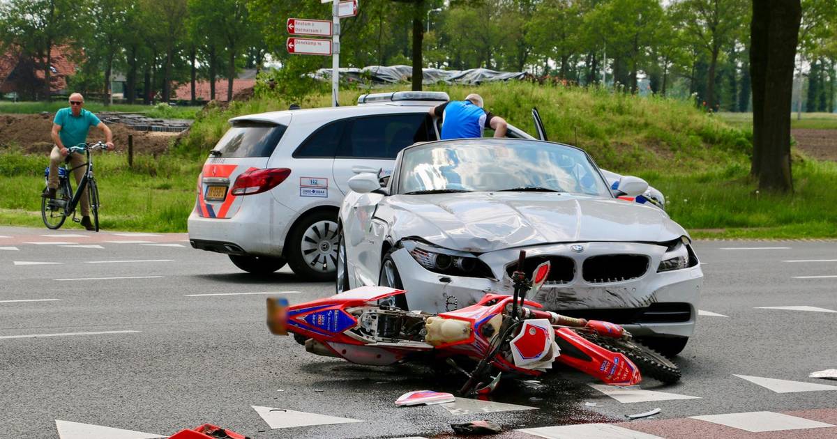 Motorrijder gewond na aanrijding in Fleringen.