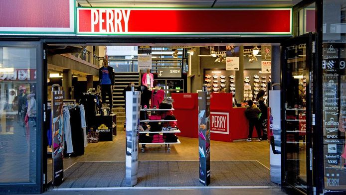 Perry sport vans clearance
