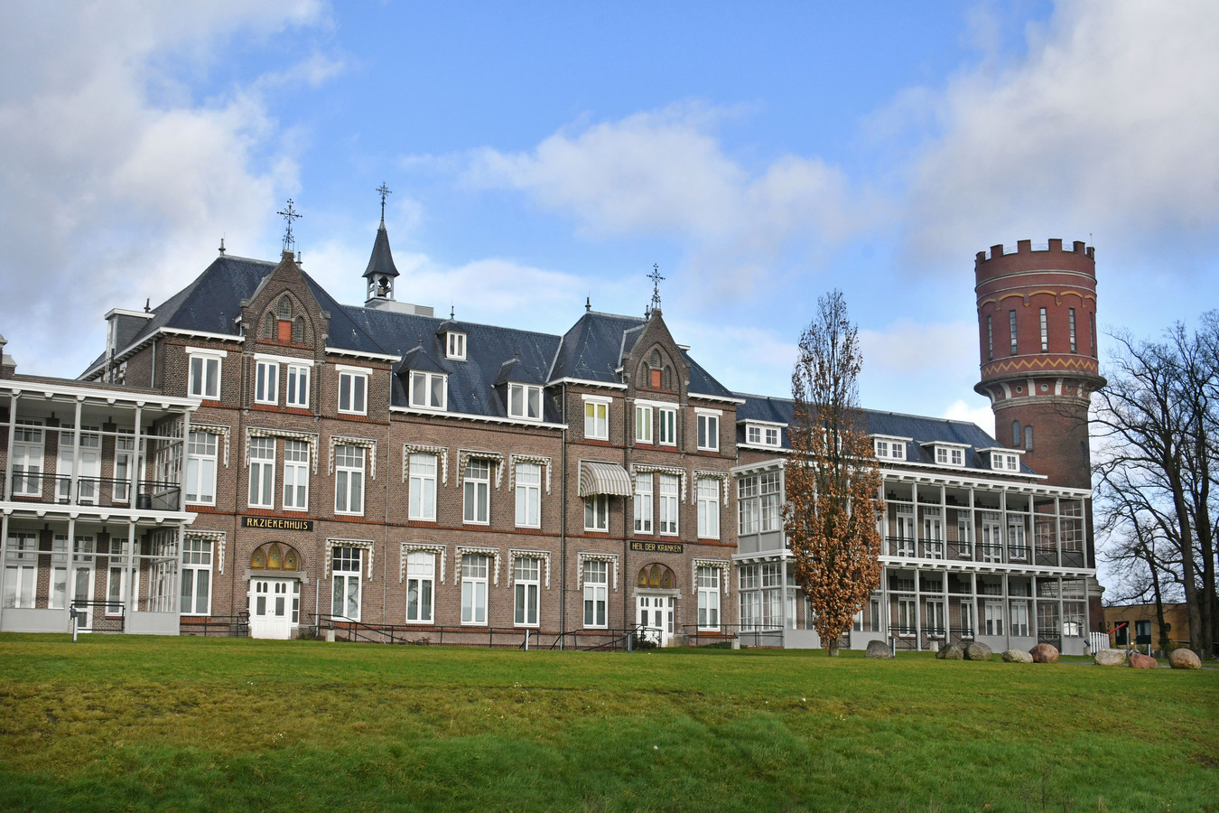Coronapati nten In Halfleeg Oldenzaalse Ziekenhuis Het Lijkt Logisch 