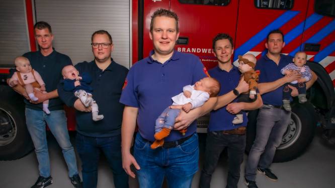 Babyboom bij brandweer in Beekbergen: ‘Gaat nu over luiers in plaats van bier’