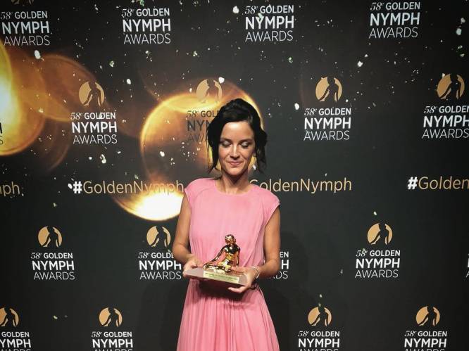 Lynn Van Royen wint prijs voor beste actrice op Monte Carlo Television Festival