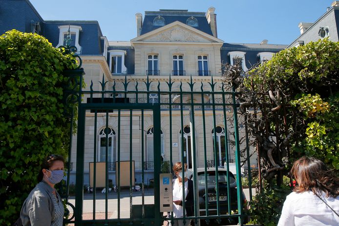 Deze school in Roubaix, Noord-Frankrijk, sluit opnieuw de deuren nadat een besmetting werd vastgesteld.